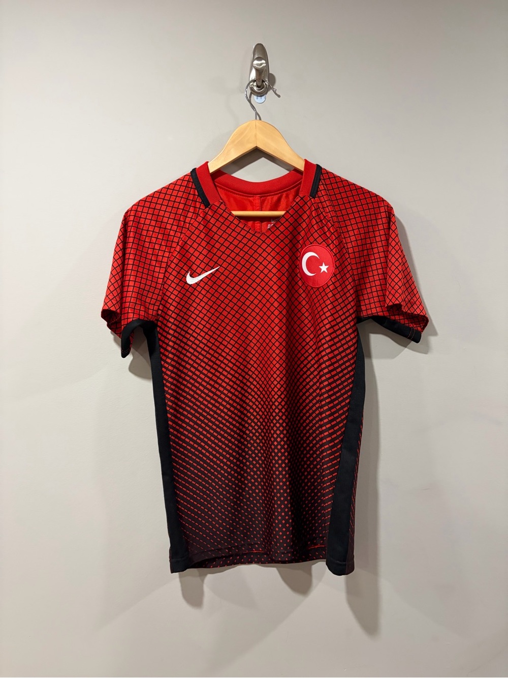 Nike Turkey National Team 2012/13 Home Soccer Jersey – Red/Black Dri-FIT XS